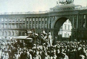 Bolsheviks-speaking-in-Petrograd-300x202