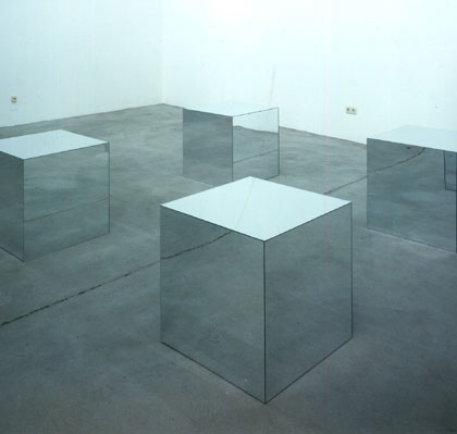 mansour_mirrored_cubes